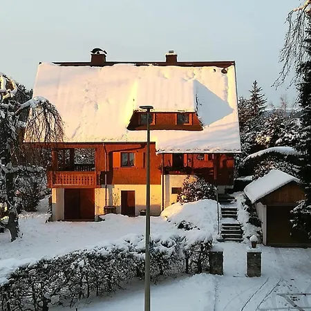 Stecher's Huesli Apartment *